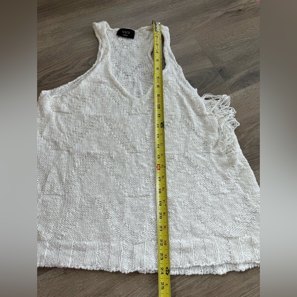 VICI dolls woven distressed knit tank top Ivory large - Picture 10 of 12